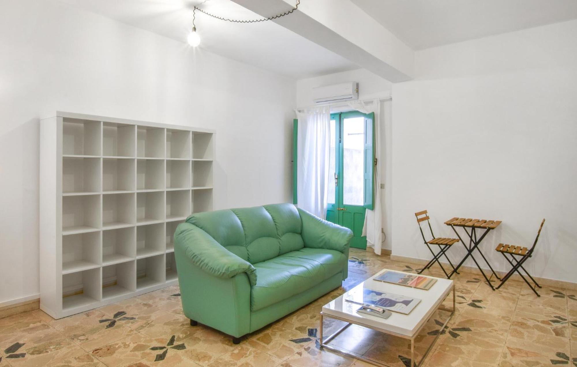 2 Bedroom Cozy Apartment In San Ferdinando Ngoại thất bức ảnh